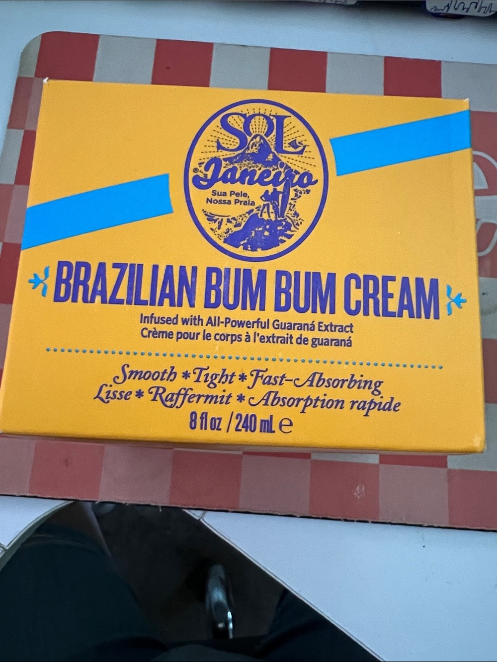 Sol de Janeiro Yellow Brazilian Bum Bum Cream Box